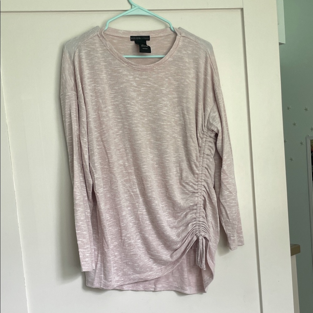 BUNDLE Design History Women's Long Sleeve Ruched Side Long Sleeve Tees